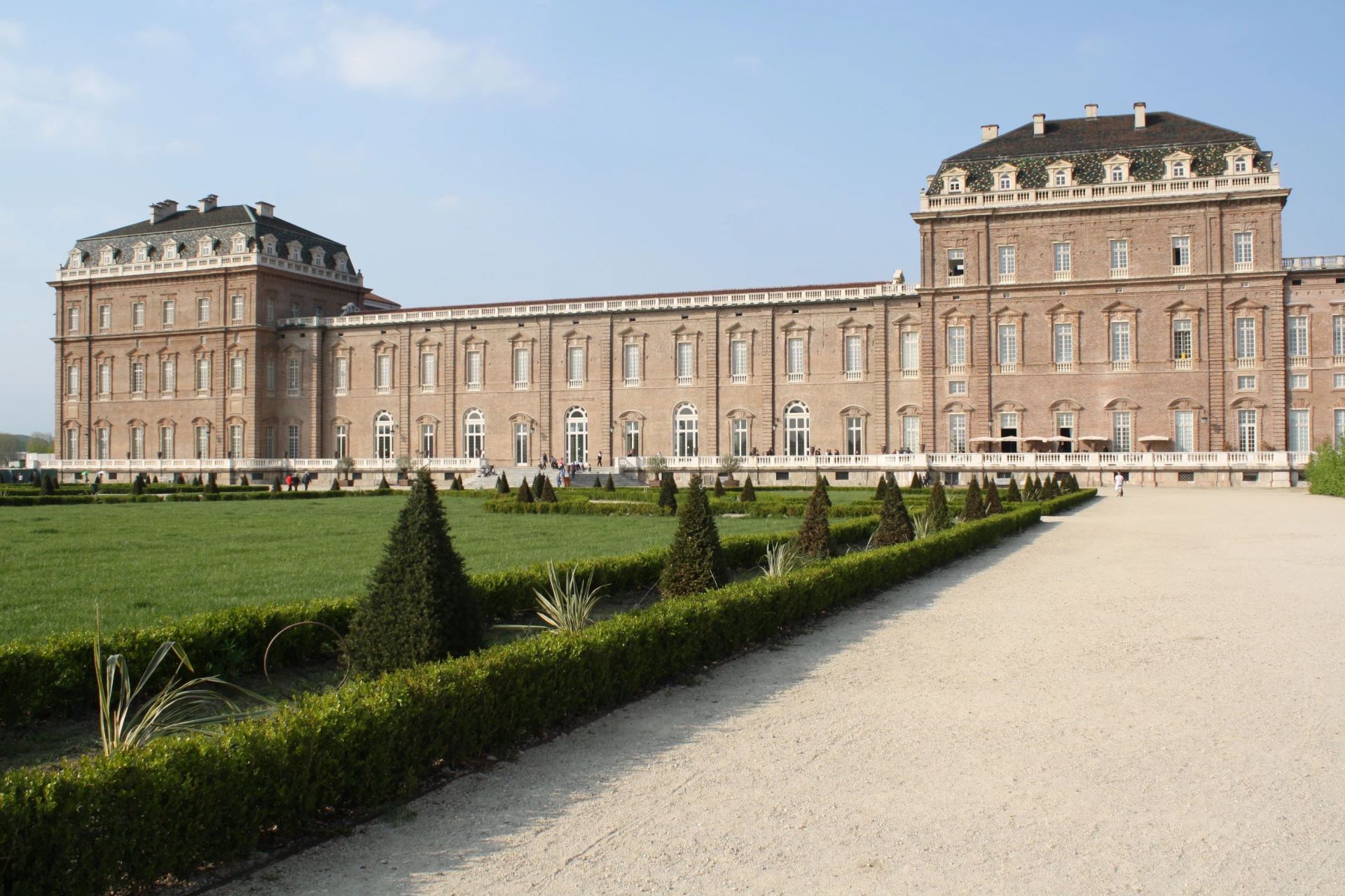 https://www.mit-impianti.it/wp-content/uploads/2016/10/reggia_venaria_1.jpg