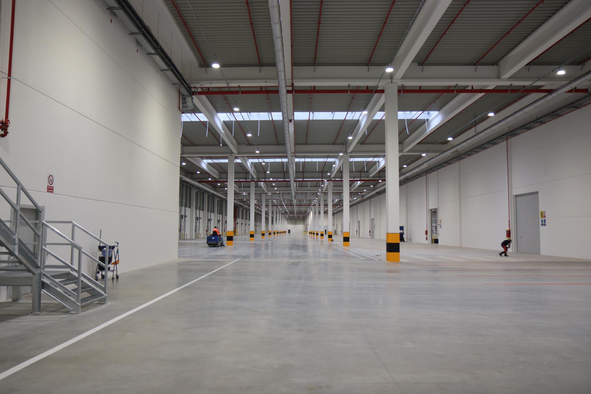 https://www.mit-impianti.it/wp-content/uploads/2022/05/Pirelli_11.jpg
